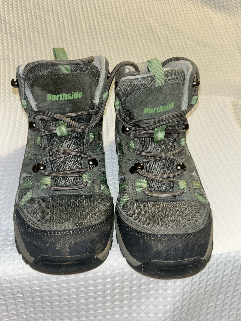 Women’s 6.5 Northside Gray and Green Lace-Up Hiking Boots